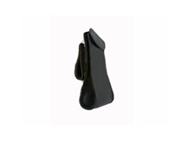 Soepele ledere tas met flap, riemclip en draagriem aansluiting