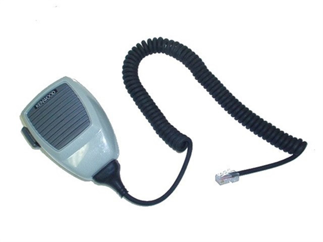 Noise canceling microphone