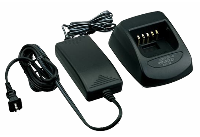 Snellader. Herlaadt de batterijen: - KNB-31A
