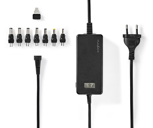 Universal notebook adapter in 100-240V out 5-24V 36W. max. 3Amp