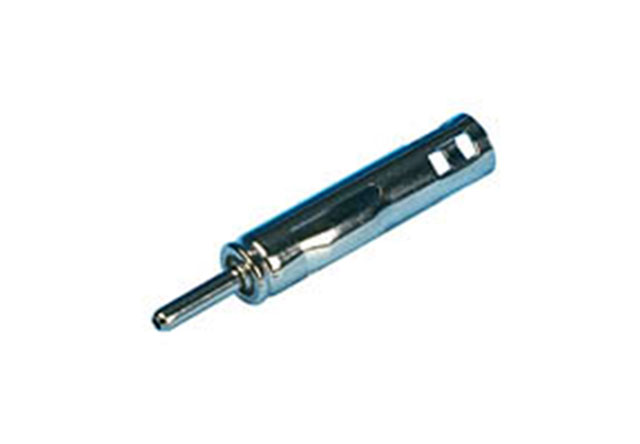 Metal car radio antenna plug