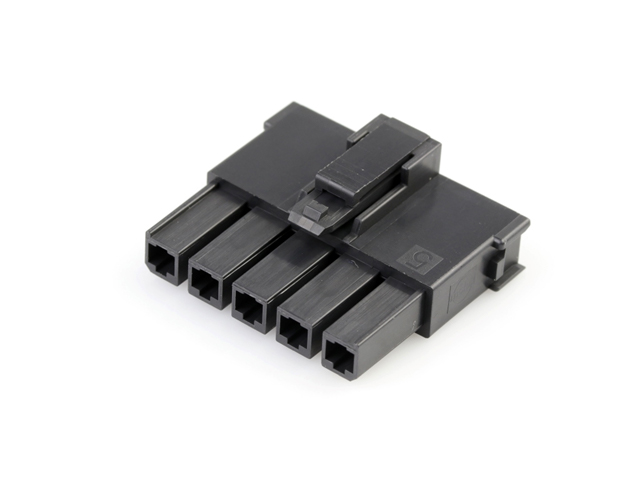 MegaFit Male Connector housing 4-pole single row