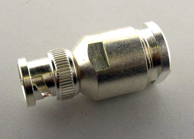 BNC Male Clamp type RG213U