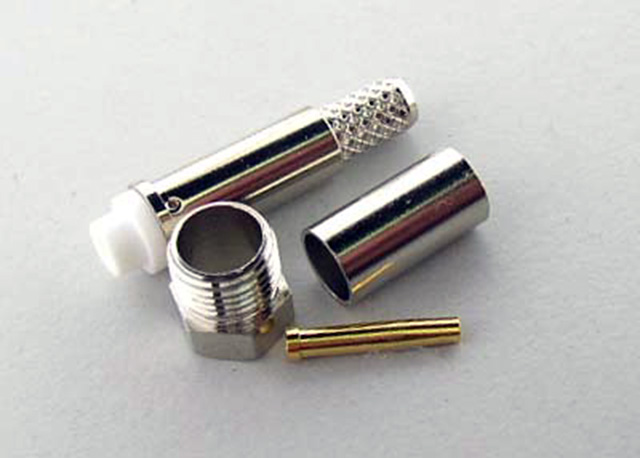 FME Female Crimp RG58  ( Amphenol connex 192102 )