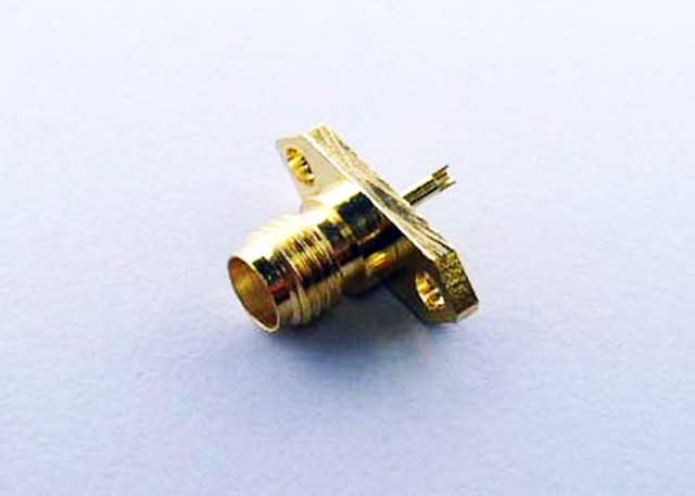 SMA Female Chassis Mount short gold