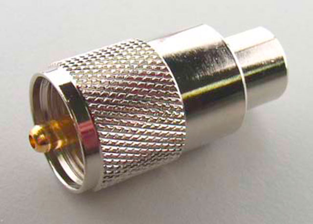 UHF Male Twist on type AIRCELL 7