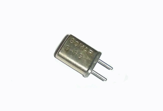 Crystal 156.700Mhz - HC 25/U dim W11.05 x D4.7 x H13.5mm receive