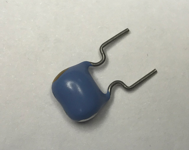 Choke coil radial 6u8H round blue
