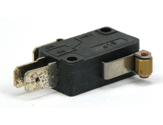 Microswitch 5A/250V with short rollever